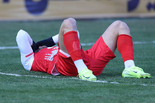 عکس از اوستون اورونوف وینگر مصدوم پرسپولیس