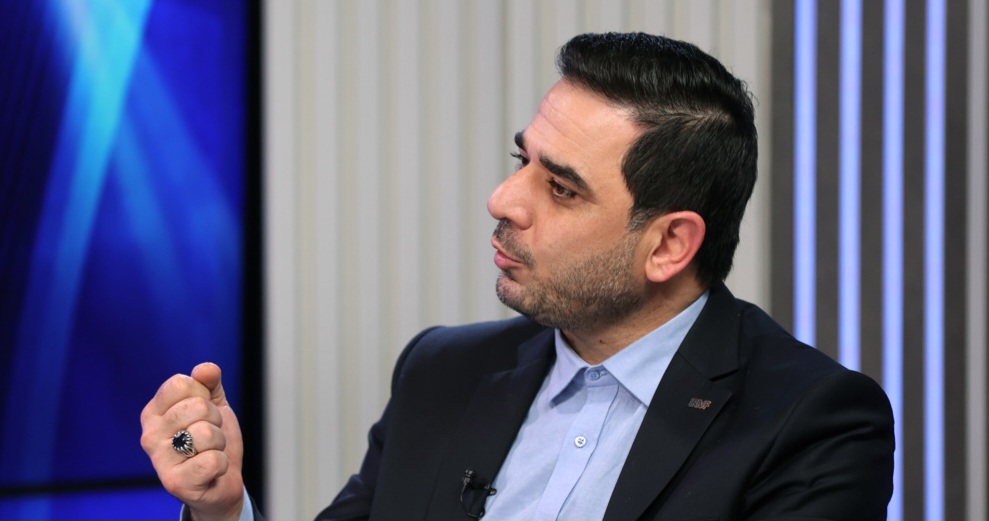 عکس از سید میلاد تقوی رییس فدراسیون والیبال ایران ۱۴۰۴