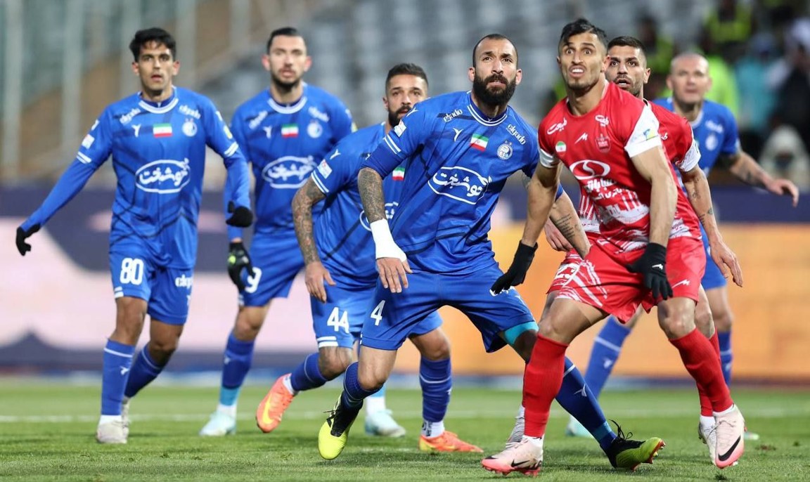 روزبه چشمی بازیکن استقلال و تیم ملی - علی علیپور مهاجم پرسپولیس و تیم ملی ایران