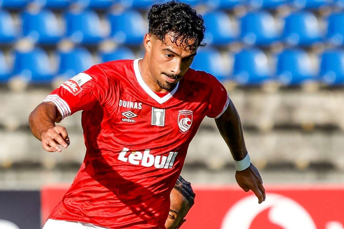 چراغ سبز ستاره موزامبیک در جام ملتهای آفریقا به پرسپولیس