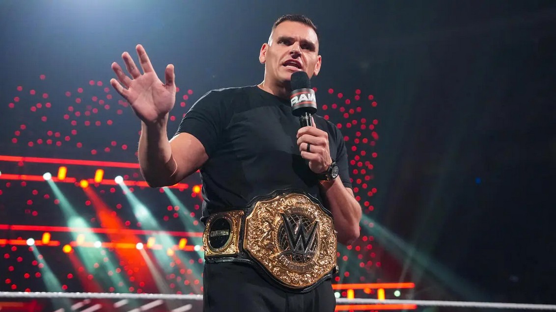 گونتر، ستاره کشتی کج و WWE