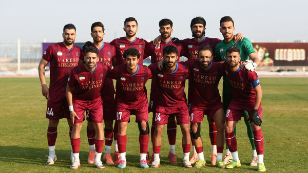عکس تیمی از بازیکنان نساجی مازندران