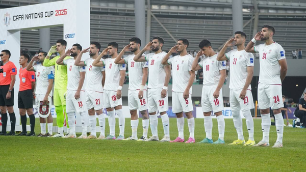 عکس از سلام نظامی بازیکنان ایران در جام کافا ۲۰۲۵