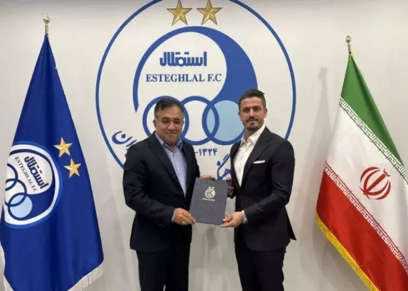 عکس از وریا غفوری و علی تاجرنیا امضای قرارداد استقلال