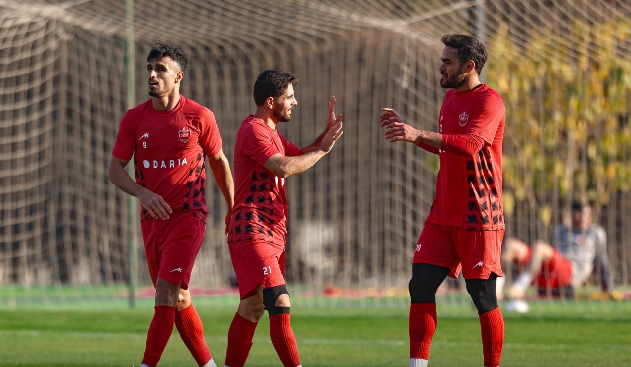 اوستون اورونوف-محمد عمری-علی علیپور-پرسپولیس