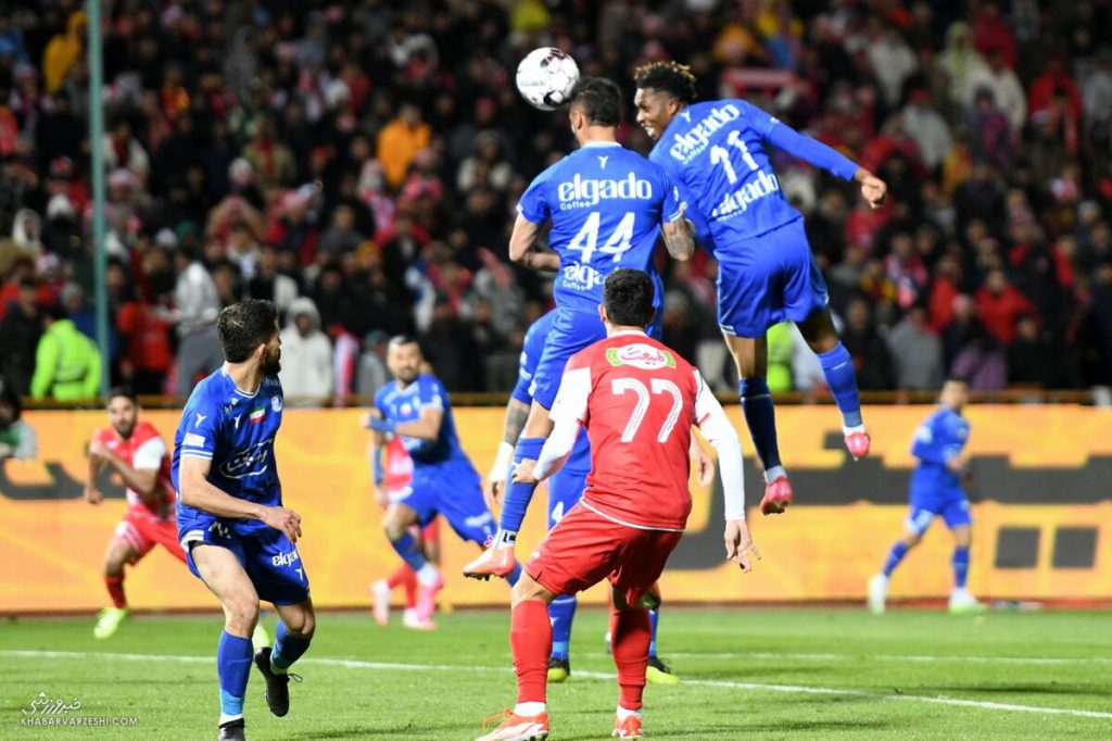 فدراسیون فوتبال: دربی استقلال پرسپولیس فقط در ایران برگزار می شود