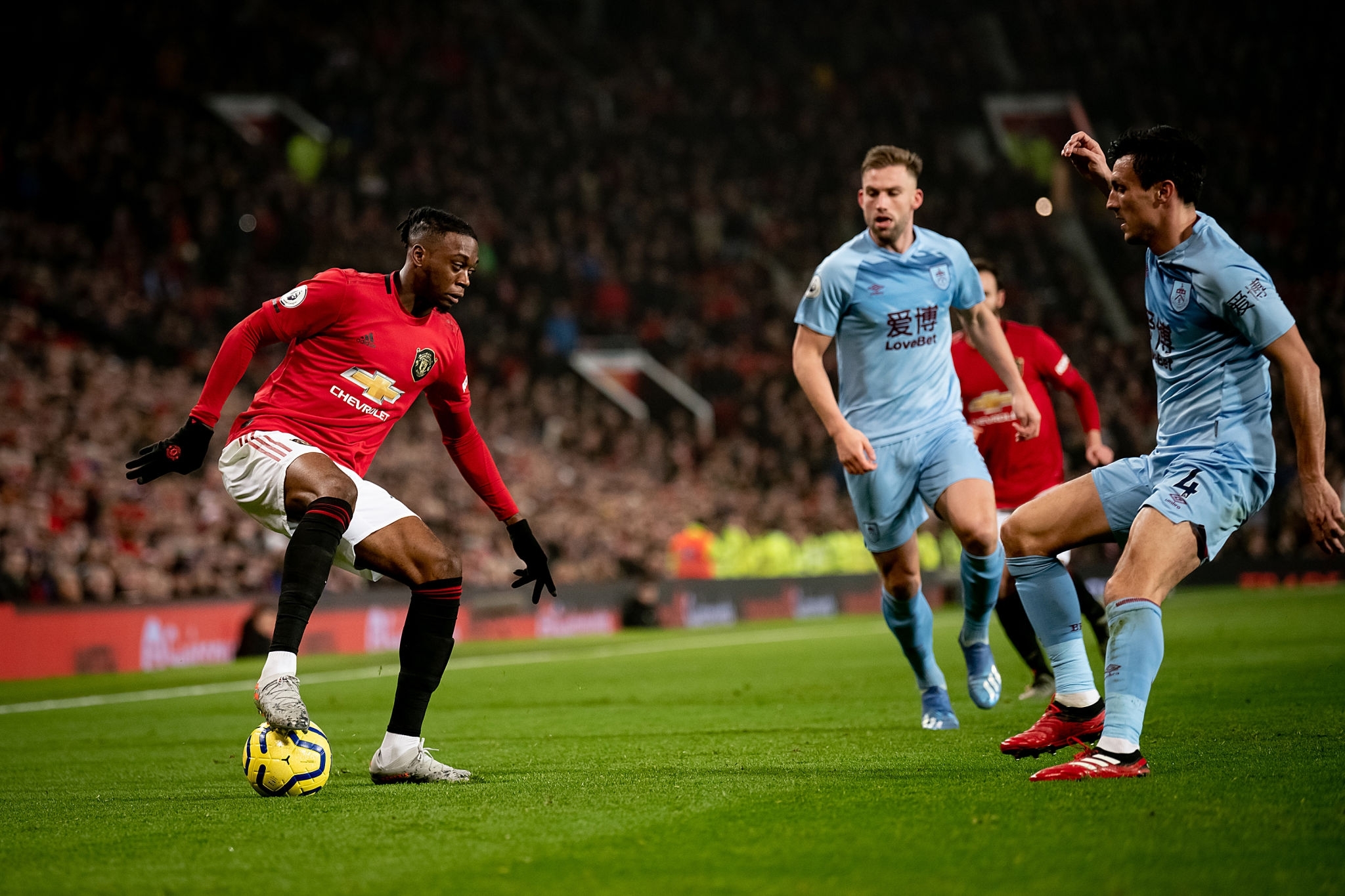 Manchester United-Premier League-Red Devils-England-Burnley-برنلی-منچستریونایتد-لیگ برتر-انگلیس