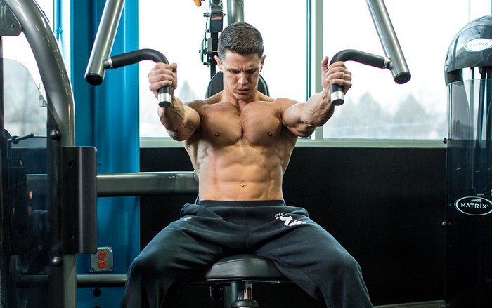 بدنسازی-پرورش اندام-رشد عضلات سینه-Gym Mistakes-بازو-سینه-Chest-پرس سینه