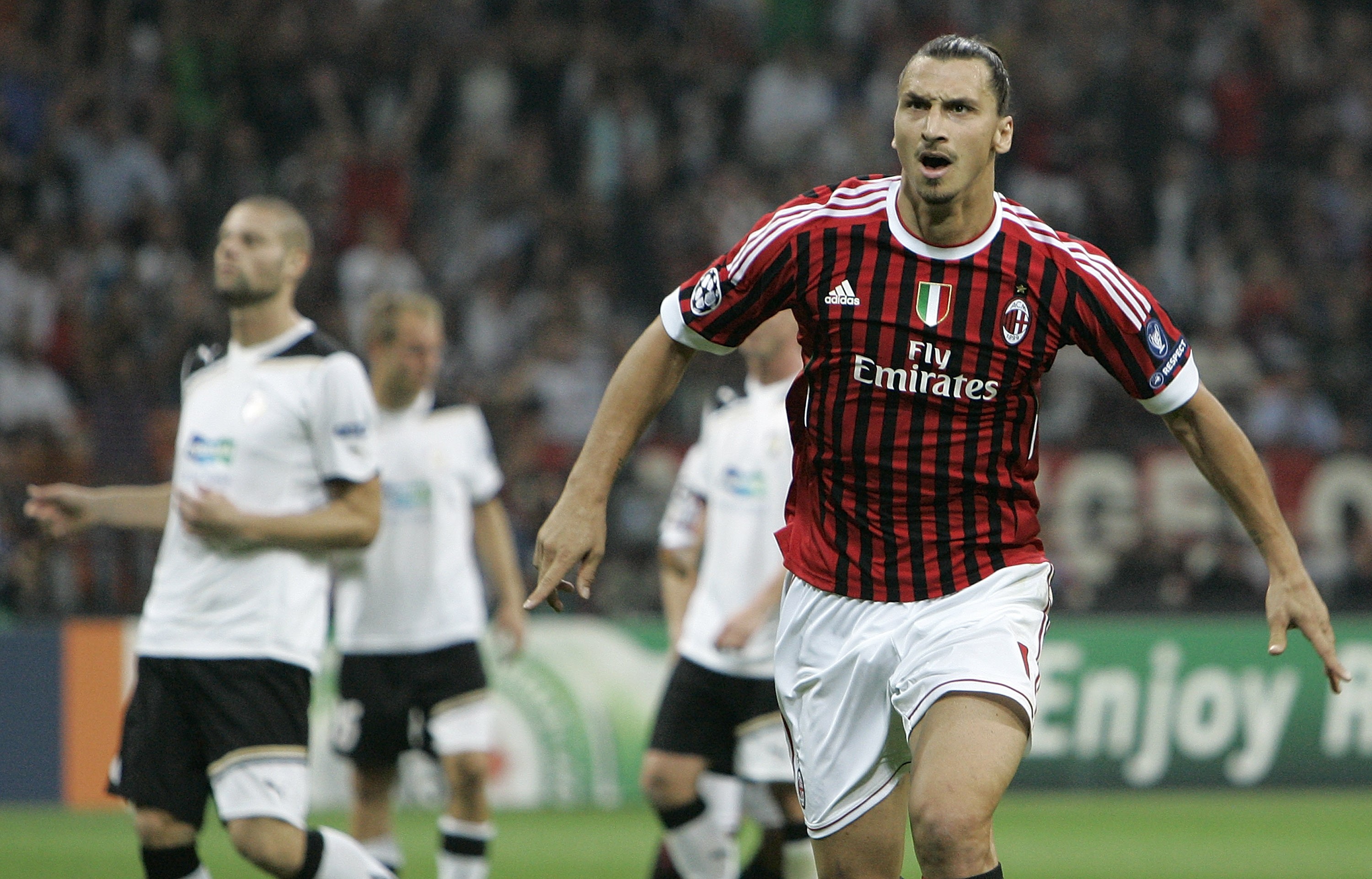 میلان-سری آ-ایتالیا-Ac Milan-سوئد-پائولو مالدینی-مینو رایولا