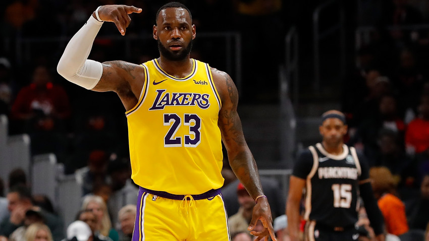 بسکتبال-دوایت هاوارد-لس آنجلس لیکرز-آتلانتا هاوکس-NBA Basketball
