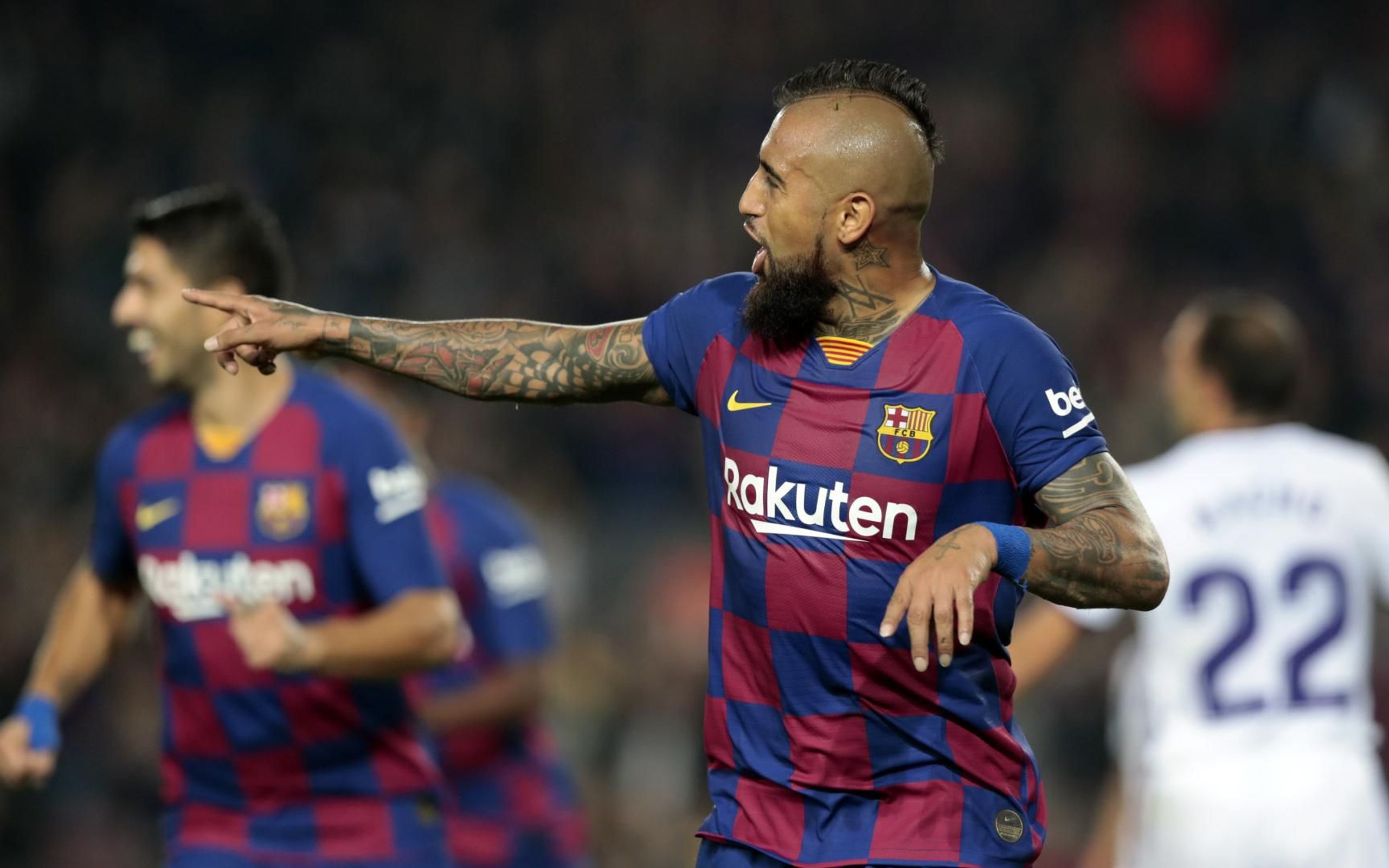 barcelona-بارسلونا-هافبک-شیلی-لالیگا-اسپانیا