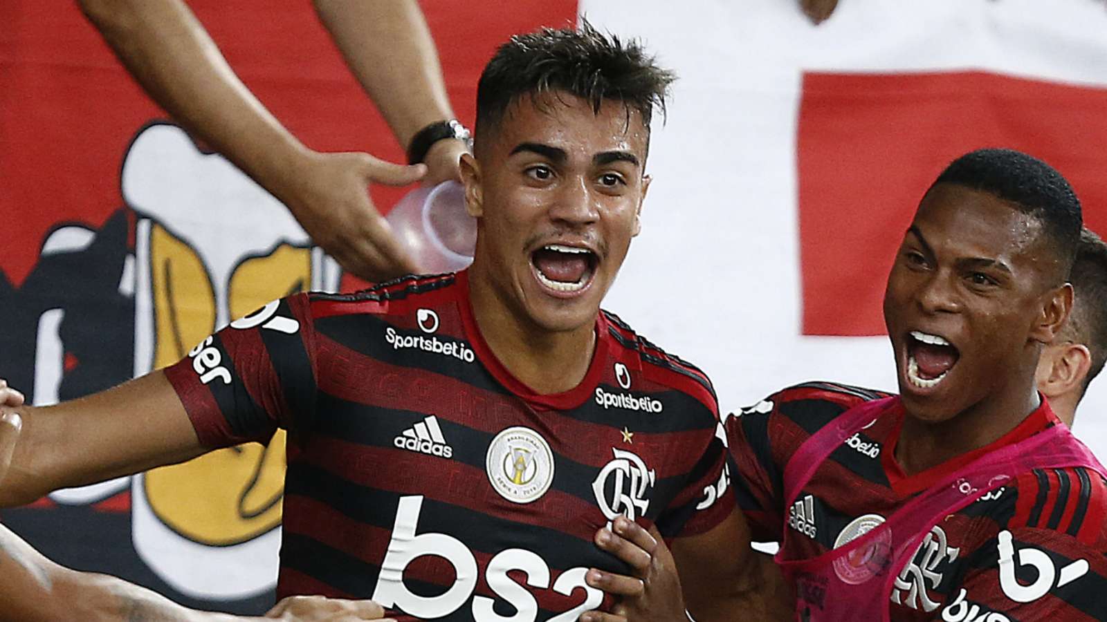 Flamengo -فلامینگو-هافبک-برزیل