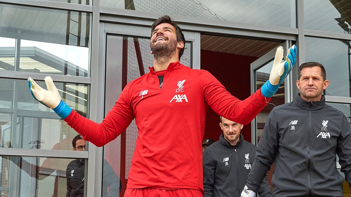لیورپول-انگلستان-لیگ برتر-Liverpool-Premier League-برزیل-دروازه بان لیورپول