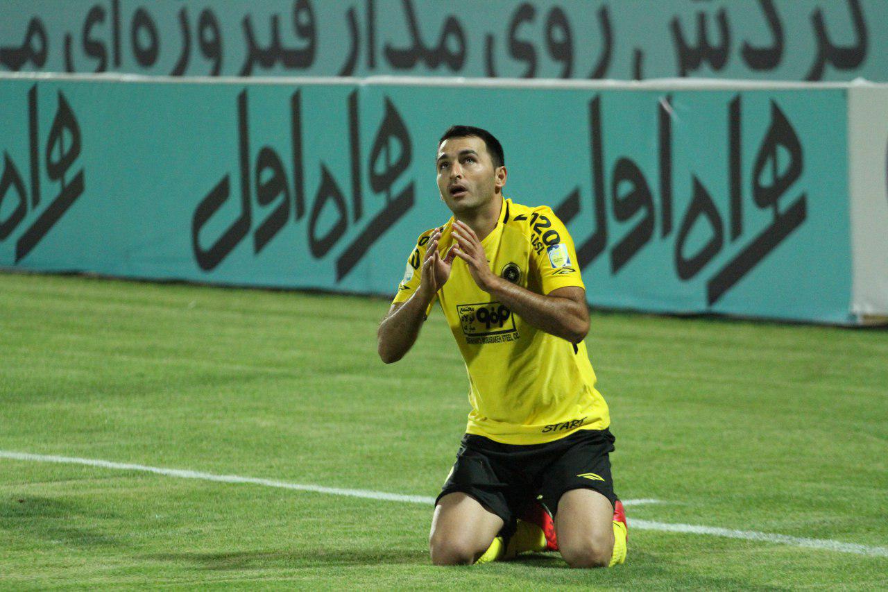 ایران-سپاهان-لیگ برتر-جام خلیج فارس-ورزشگاه فولاد شهر-Foulad Shahr-Sepahan FC Stadium