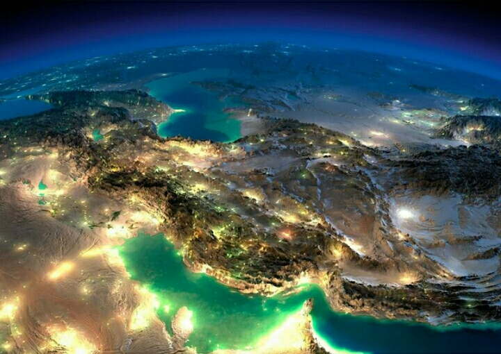 به یزدان که گر ما خرد داشتیم/کجا این سرانجام بد داشتیم؟