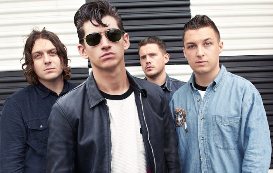 دانلود آهنگ R U Mine از Arctic Monkeys