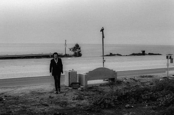 دانلود آهنگ Hollywood از Nick Cave & The Bad Seeds