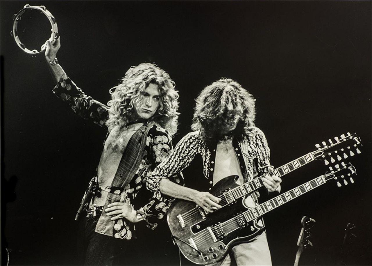 دانلود آهنگ kashmir از Jimmy Page & Robert Plant