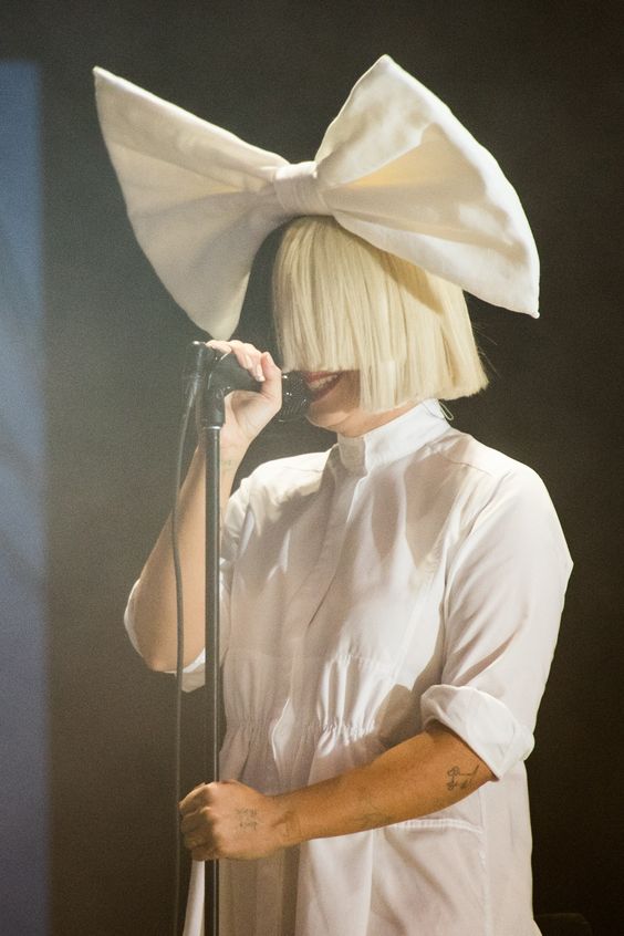 دانلود آهنگ Sia Furler - Freeze You Out