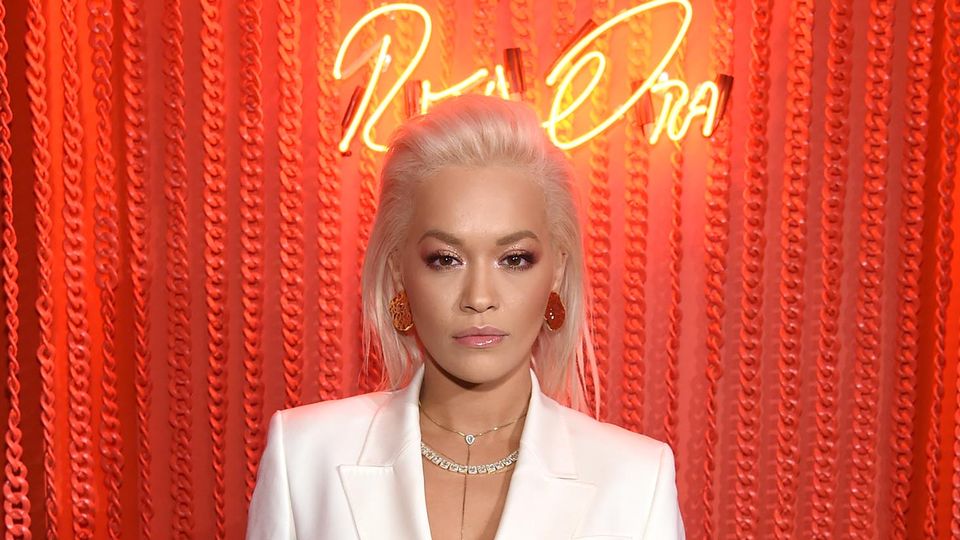 دانلود آهنگ Rita Ora Ft. Chris Brown - Body On Me