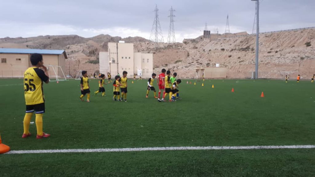 باشگاه فوتبال - باشگاه ورزشی - باشگاه - فوتبال - مدارس فوتبال - باشگاه فوتبال تهران