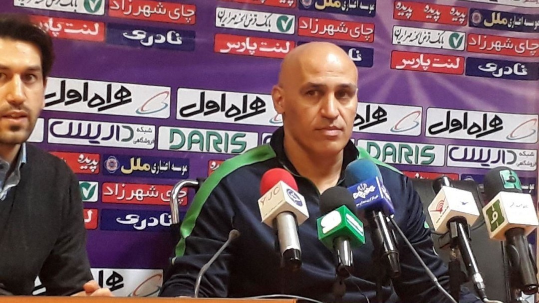 سرمربی ذوب آهن اصفهان-هافبک ذوب آهن اصفهان-باشگاه ذوب آهن اصفهان-zob ahan esfahan fc