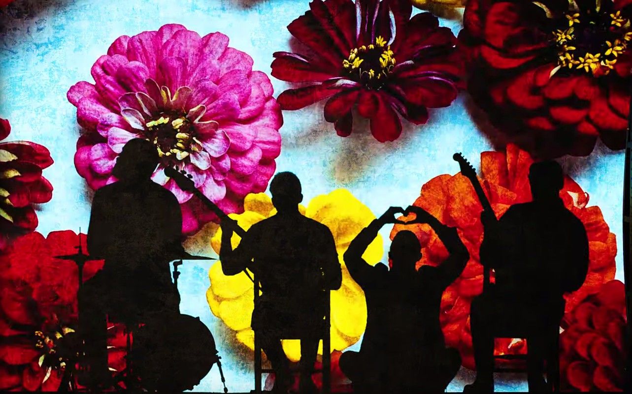 دانلود آهنگ زیبای Coldplay - Orphans