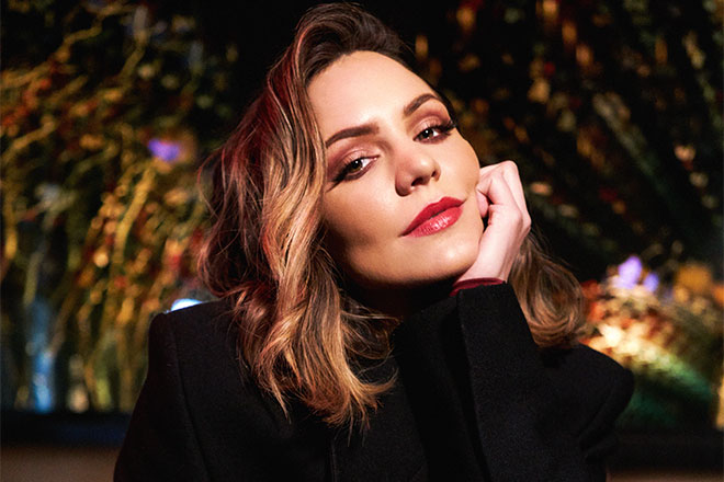 دانلود آهنگ Katharine McPhee - Over It