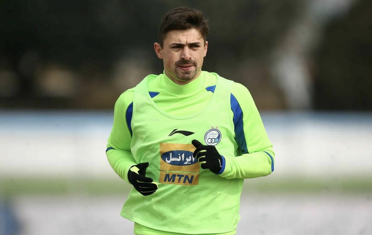فوتبال ایران / استقلال