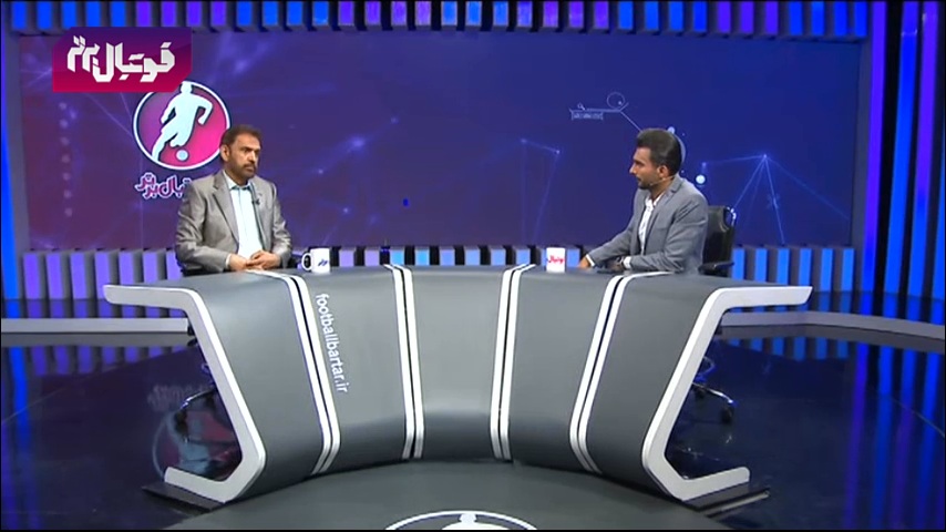 فوتبال برتر - فیروز کریمی: اصغر حاجیلو با پیک موتوری به محل تمرینات می رسید! (98/2/30)