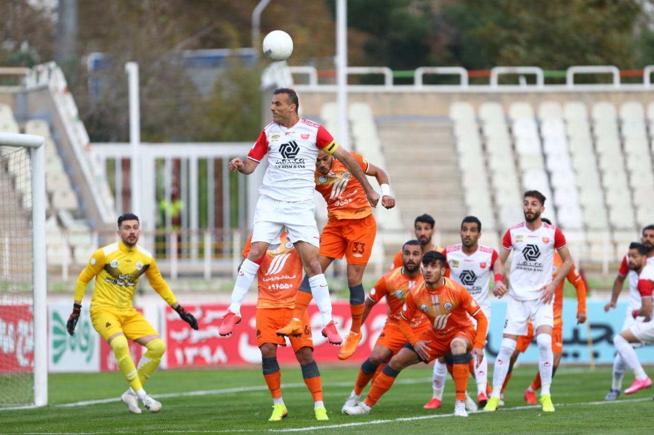 سایپا 0-0 پرسپولیس / قهرمان با بدشانسی آغاز کرد