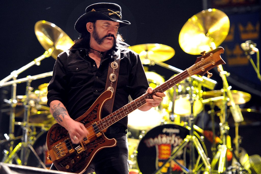 آهنگ Enter Sandman از Motorhead