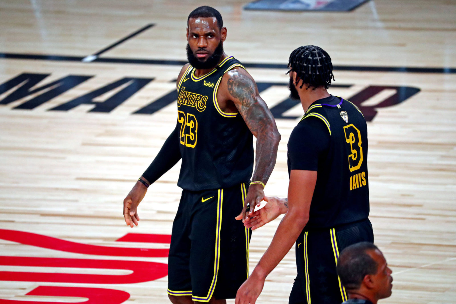 بسکتبال / لس آنجلس لیکرز / میامی هیت / NBA Basketball