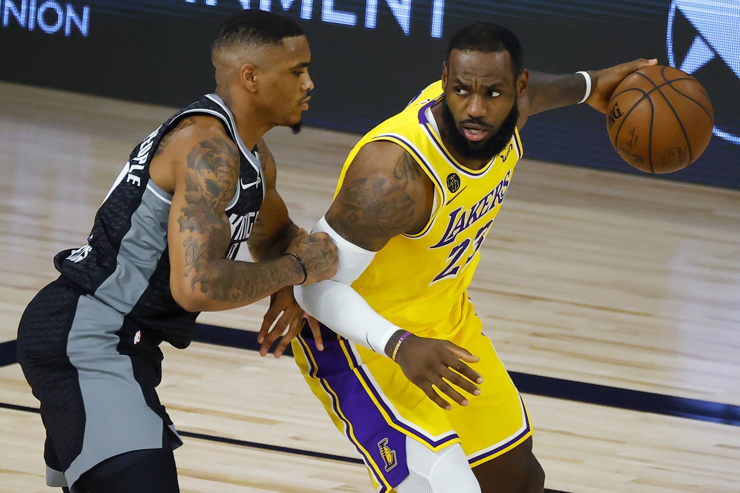 بسکتبال / لس آنجلس لیکرز / ساکرامنتو کینگر / NBA Basketball
