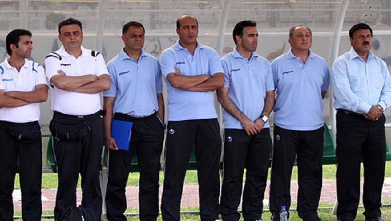 کادر فنی استقلال در لیگ دهم