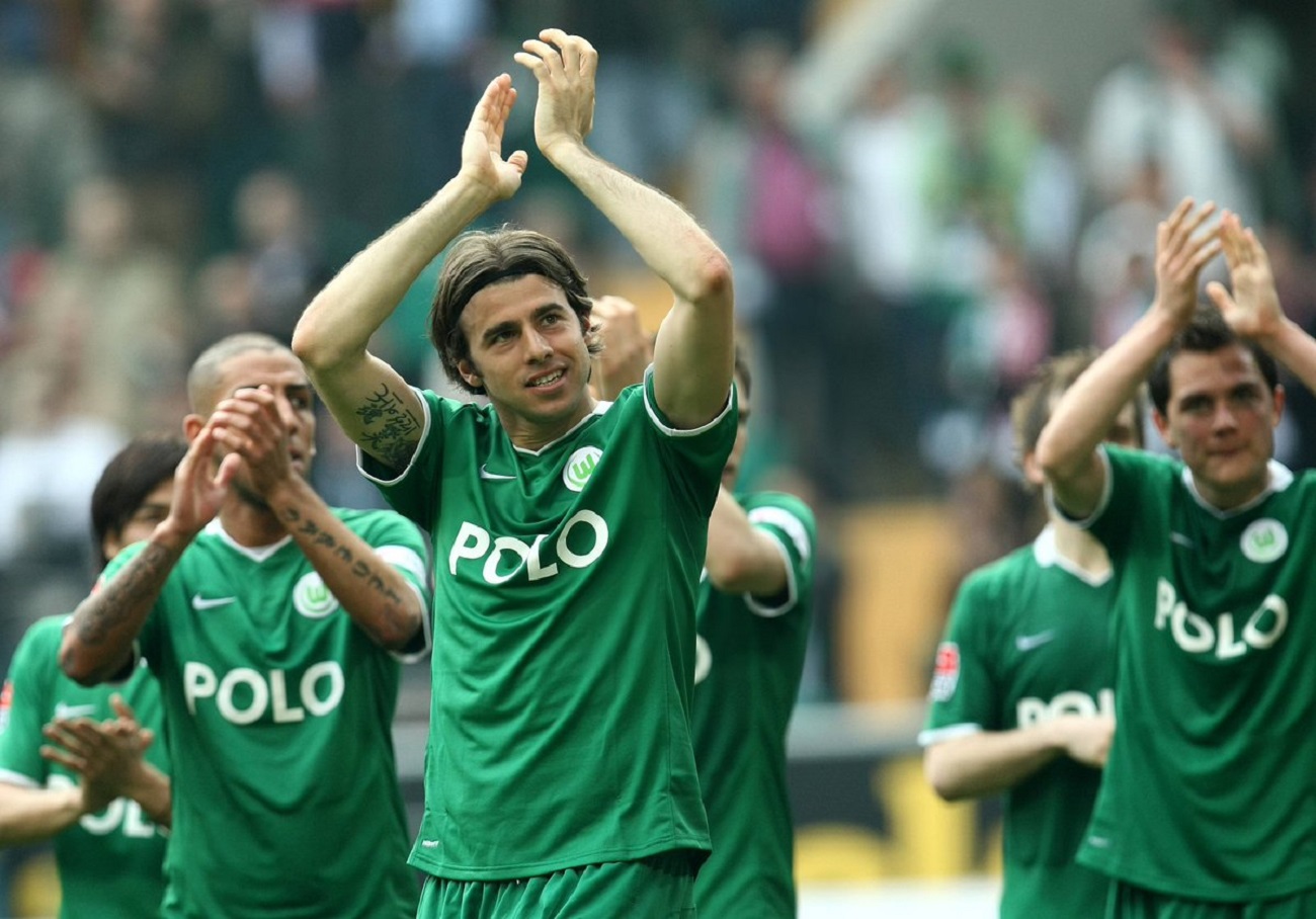 وولفسبورگ-مدافع وولفسبورگ-ایتالیا-بوندس لیگا-Wolfsburg