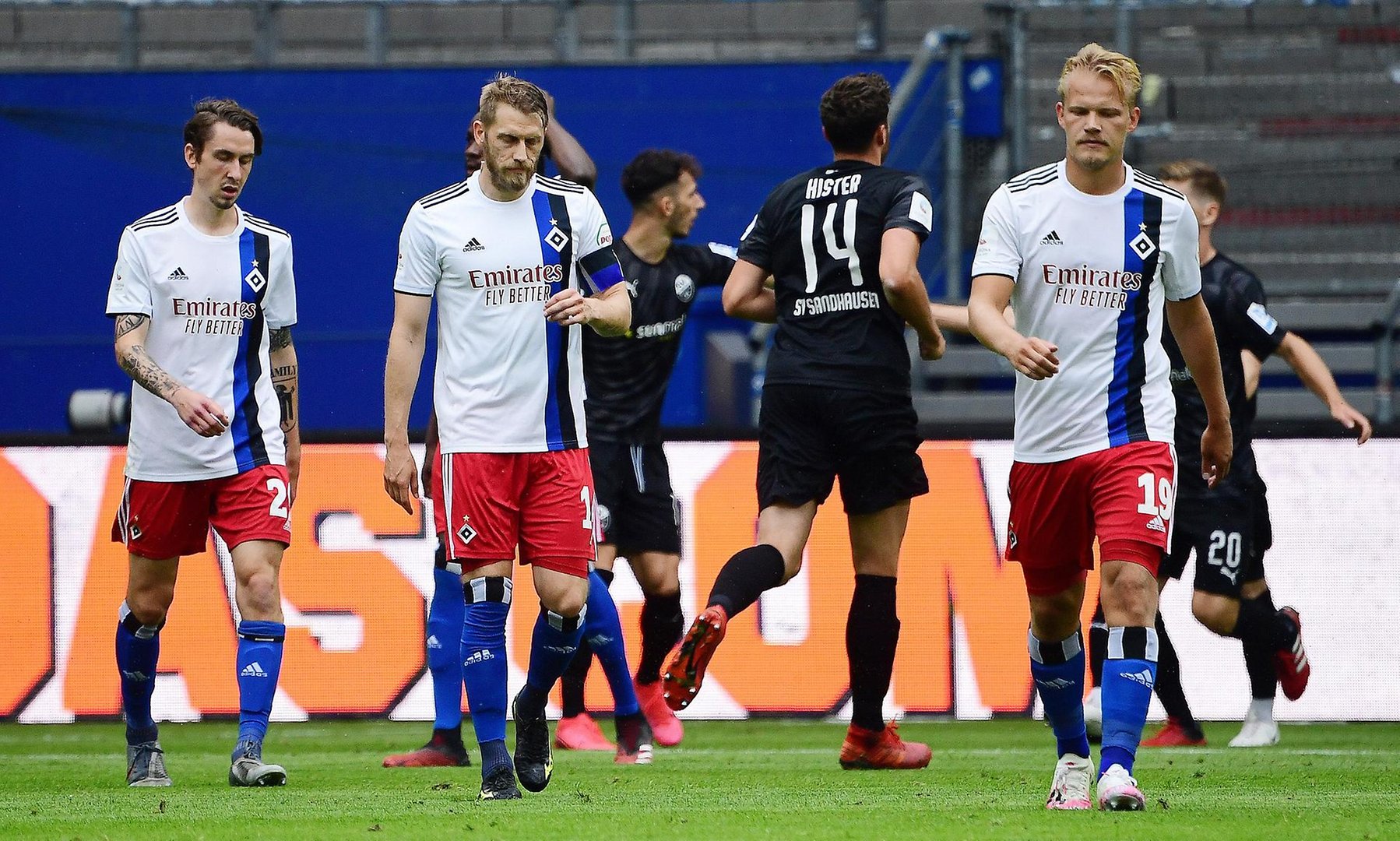زاندهاوزن / هامبورگ / بوندسلیگا 2 / آلمان / Bundesliga 2