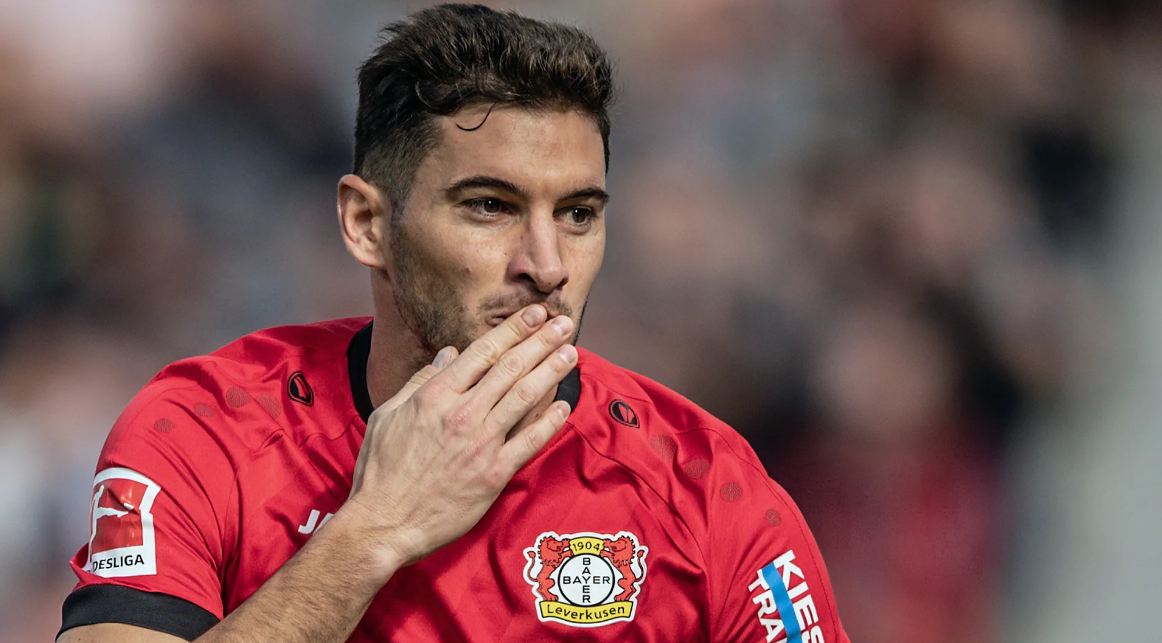 بایرلورکوزن/مهاجم آرژانتینی/Leverkusen/Argentina Striker