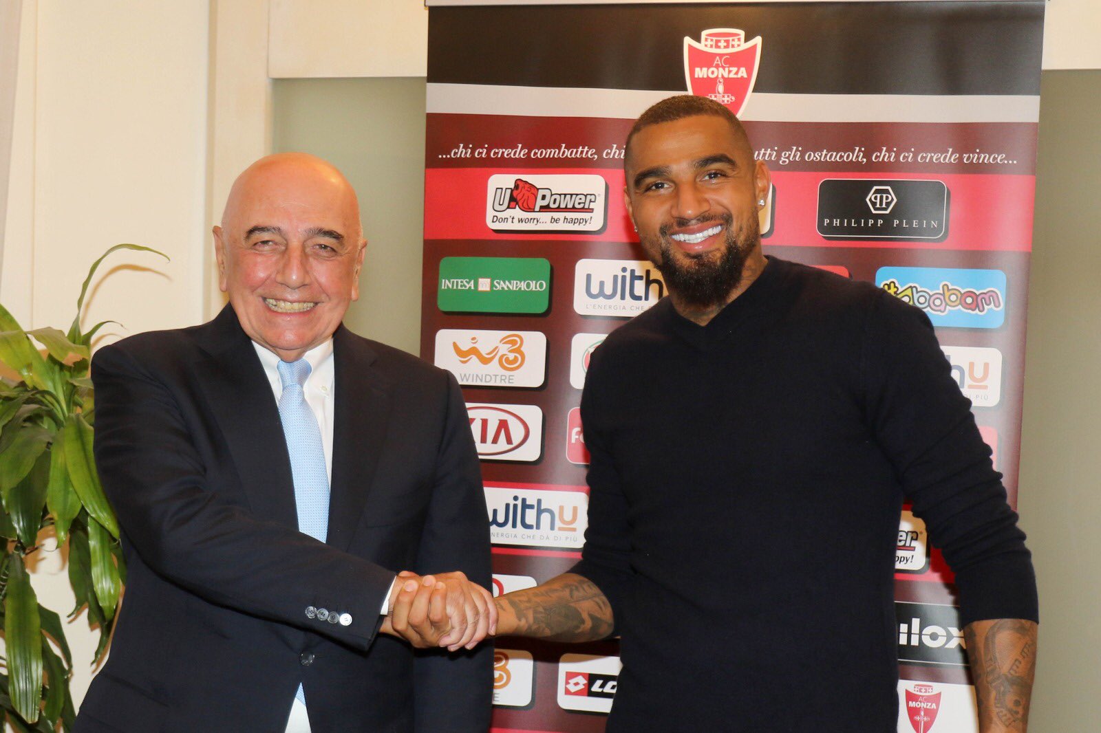 مهاجم غنایی/مونزا/Ghana Striker/Monza