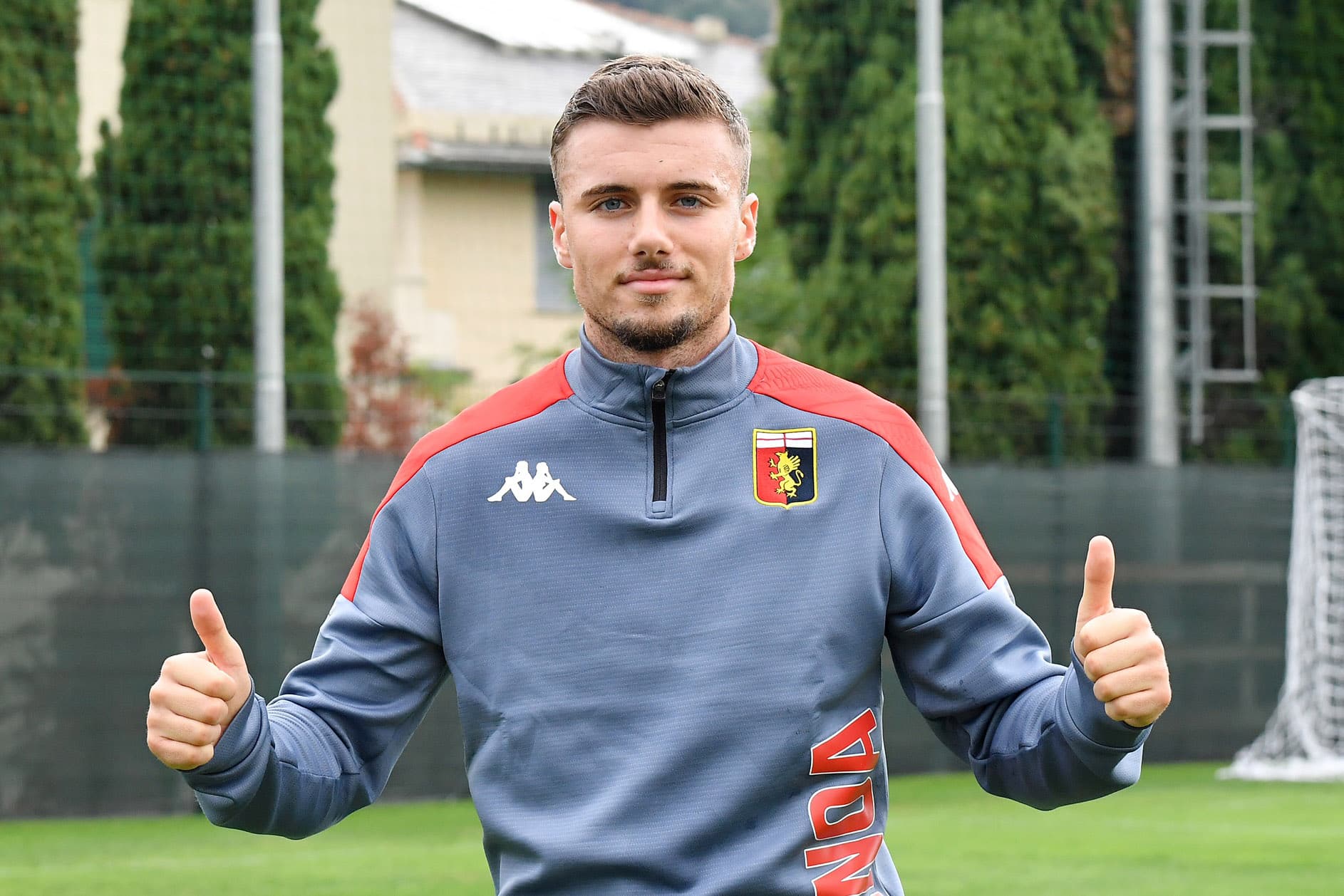 جنوا/مهاجم سوئیسی/Genoa/Swiss striker
