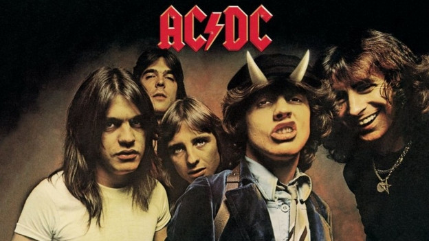 دانلود آهنگ Dirty Deeds Done Dirt Cheap از AC/DC