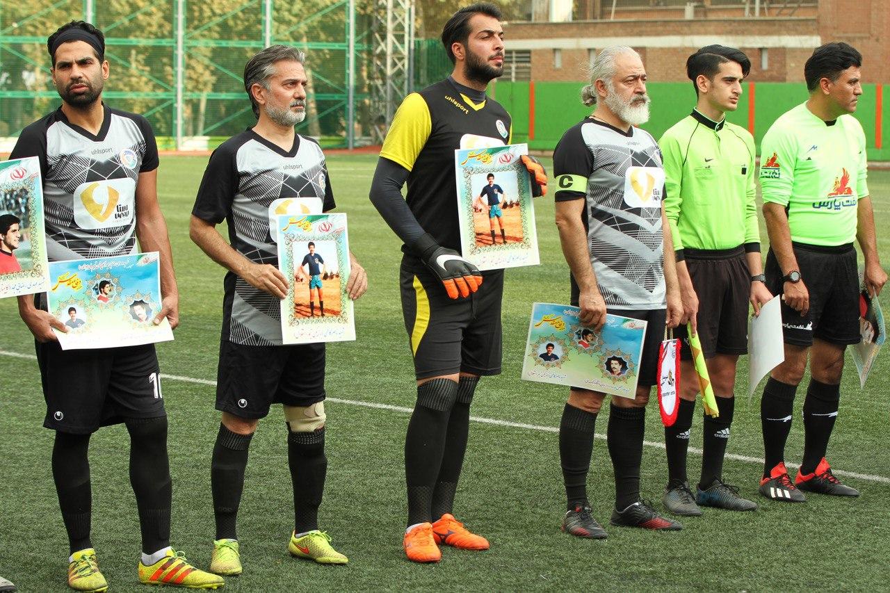 هنرمندان حامی قهرمان تورنمنت دفاع مقدس / گزارش تصویری
