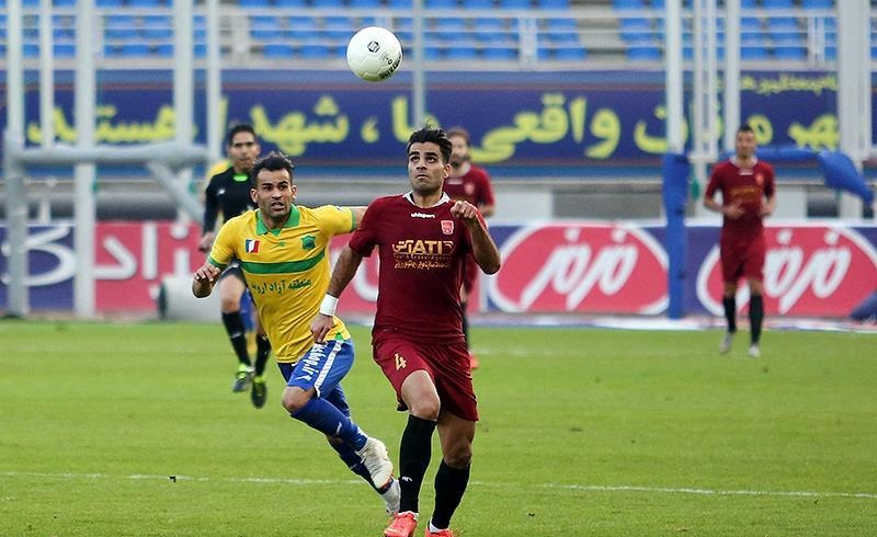 صنعت نفت آبادان 1-1 شهر خودرو / پنالتی آل کثیر جور اشتباهات دفاعی را کشید