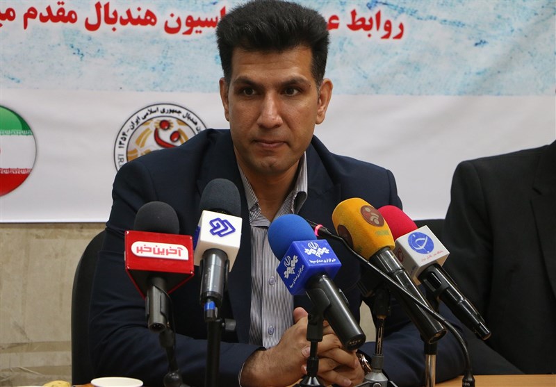 پاکدل: با دلار ۲۶ هزار تومانی چگونه تیم اعزام کنیم؟!/ با ادامه این وضعیت ورزش نابود میشود
