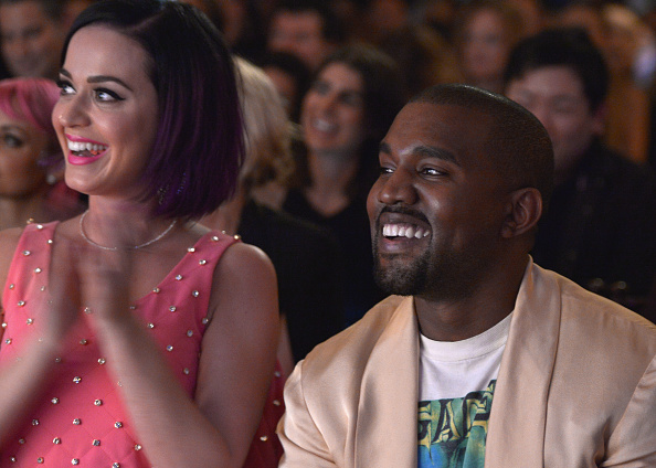 دانلود آهنگ Katy Perry ft.Kayne West - E.T