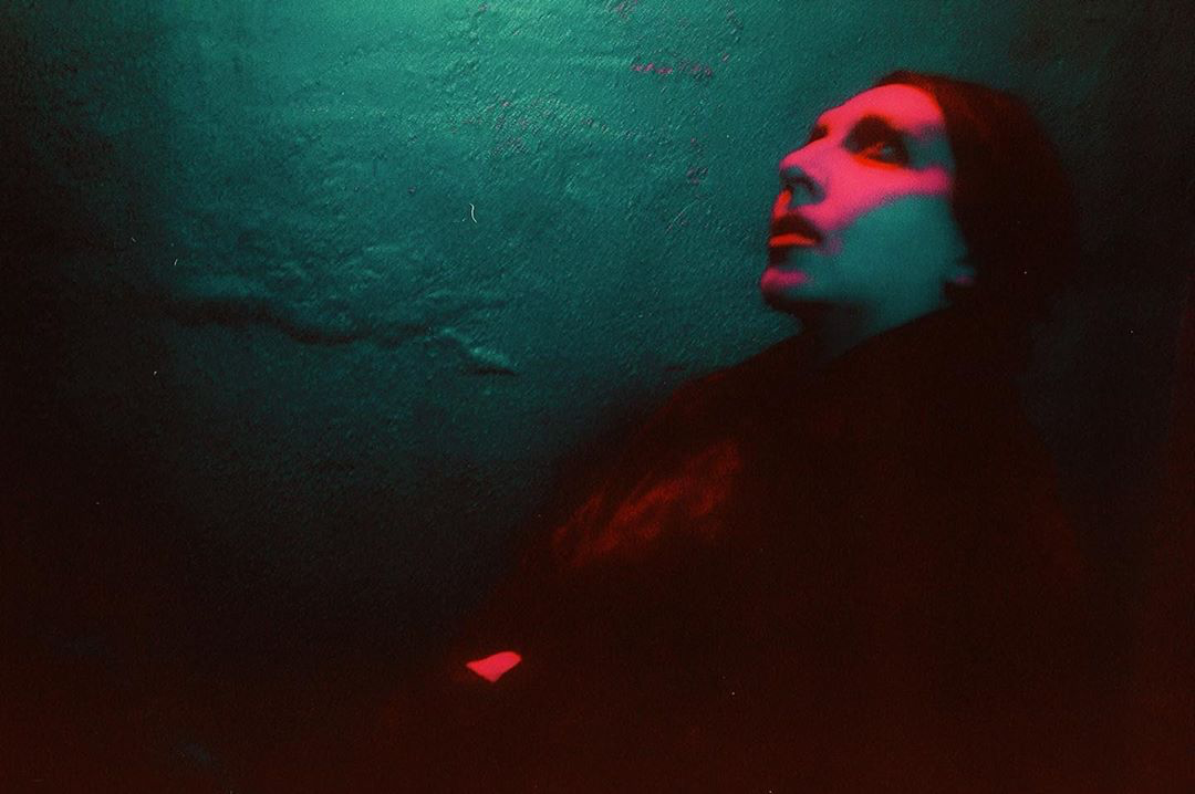 دانلود آهنگ جدید Marilyn Manson - Don't Chase The Dead #پیشنهادی