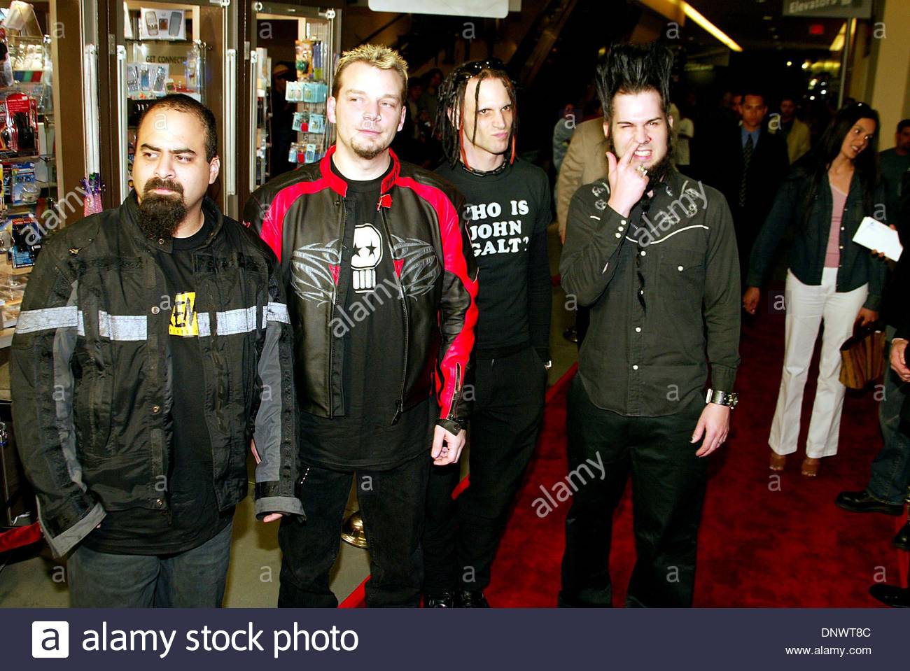دانلود آهنگ Static-X - Invincible
