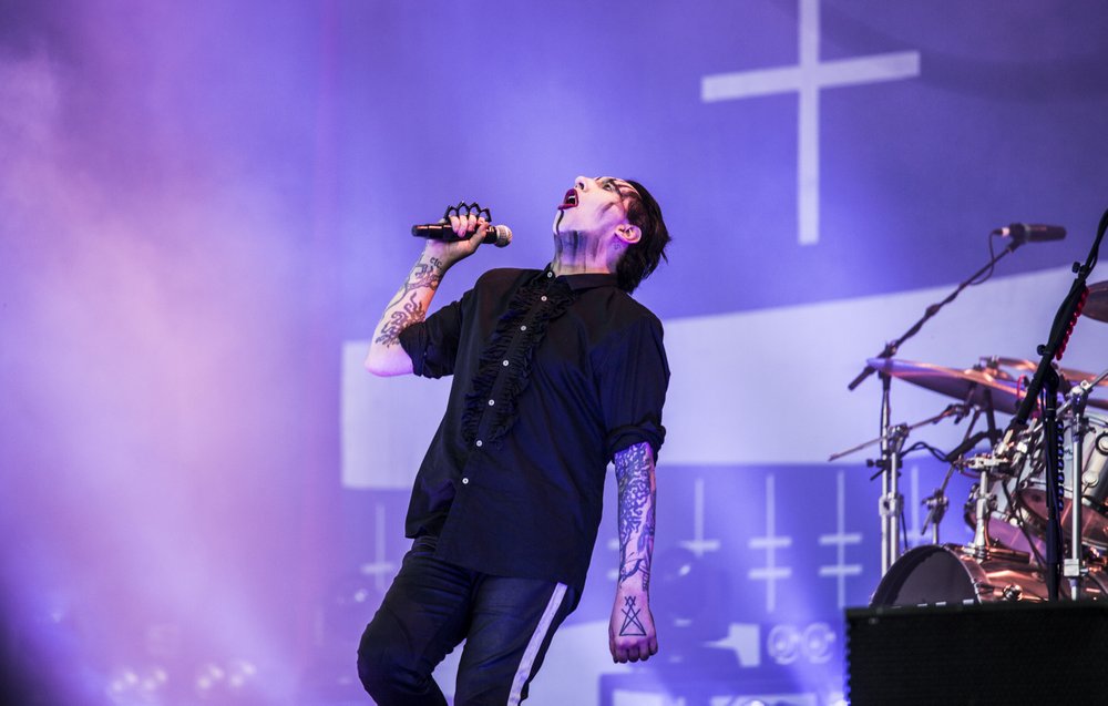 دانلود آهنگ Marilyn Manson - Third Day of a Seven Day Binge