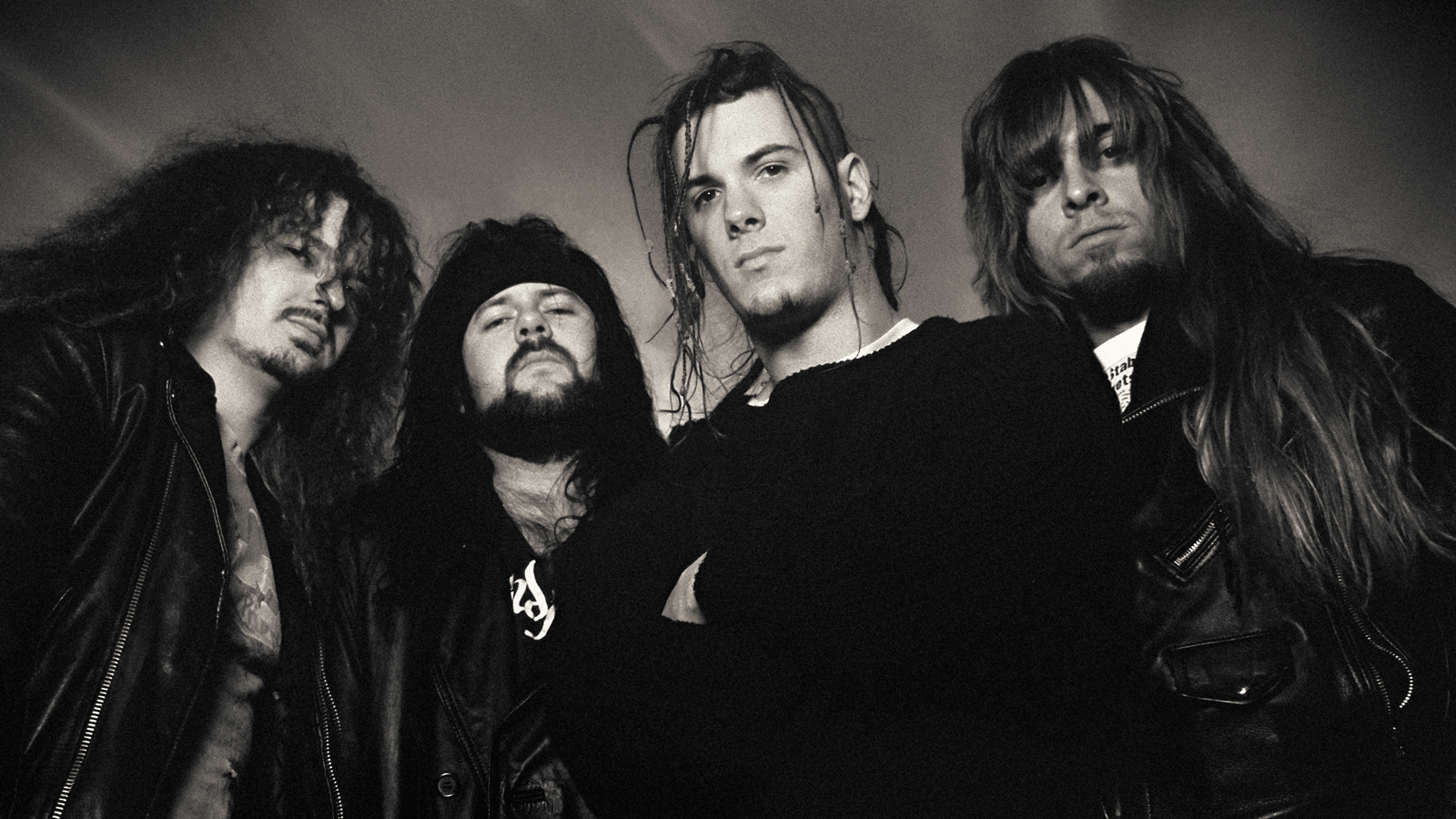 دانلود آهنگ Pantera - This Love