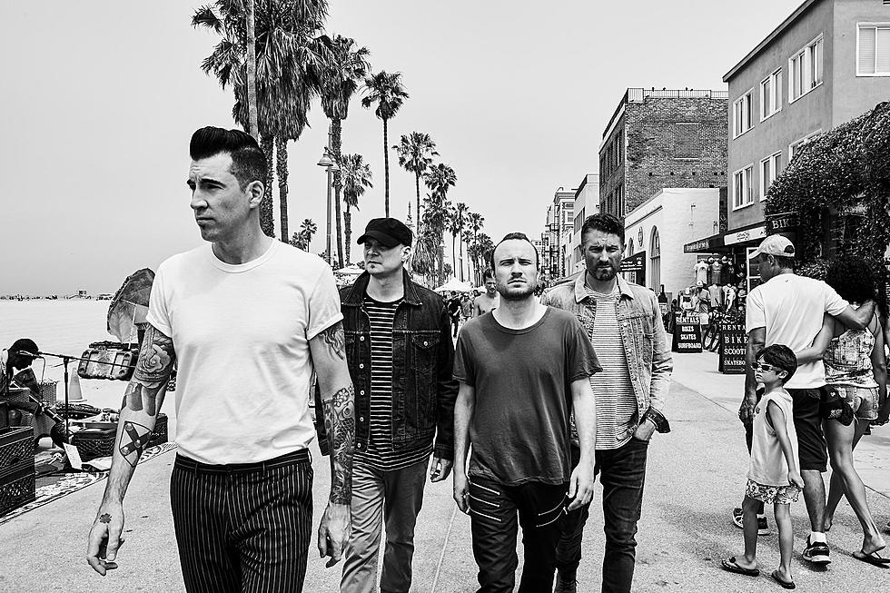 دانلود آهنگ Theory of a Deadman - Angel